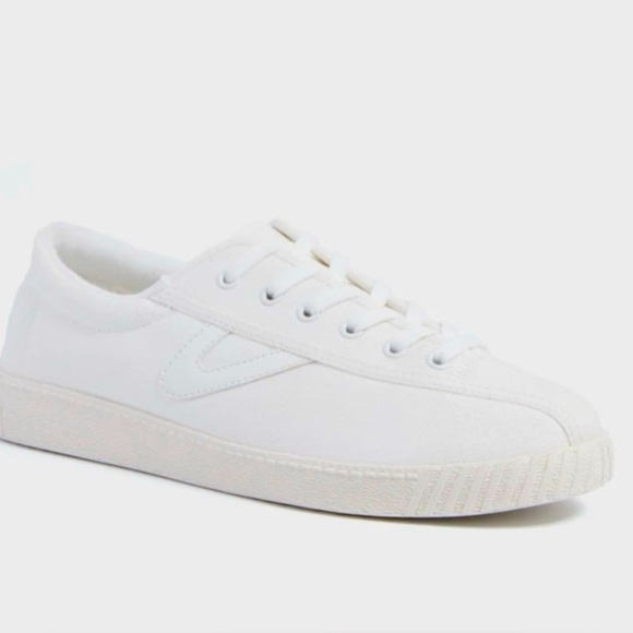 Tretorn Shoes - NWOT Women’s Nylite Tretorn Sneakers
